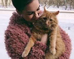 She is a cat lover and also has a male cat in her home She is a cat lover and also has a male cat in her home.
